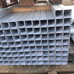 60x60x3 mm stolpe för nedgjutning, längd: 2 m.